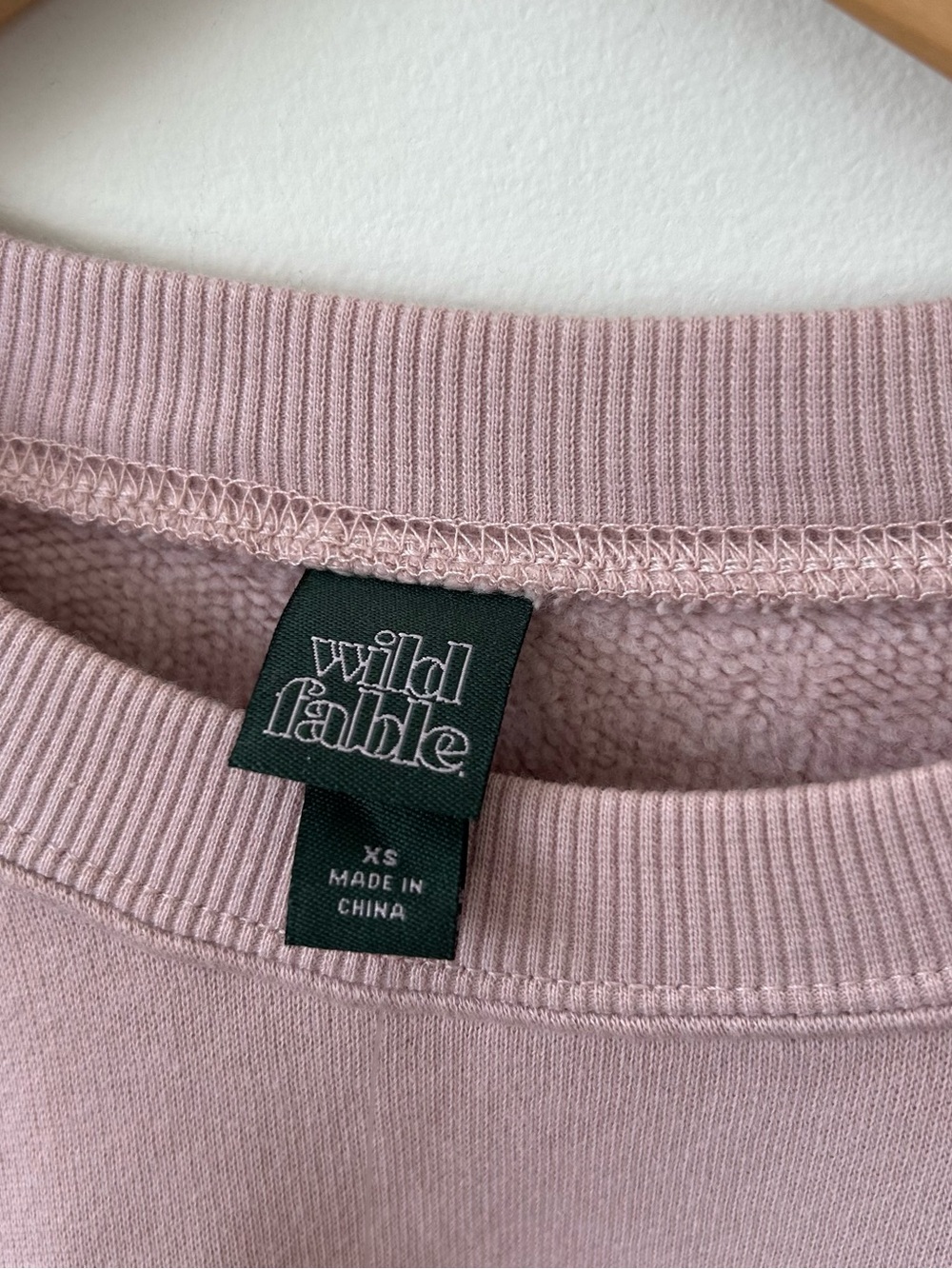 Wild Fable Sweatshirt XS Pale Pink Crewneck Pullover - Picture 5 of 11